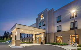 Comfort Inn And Suites Clarkston Mi